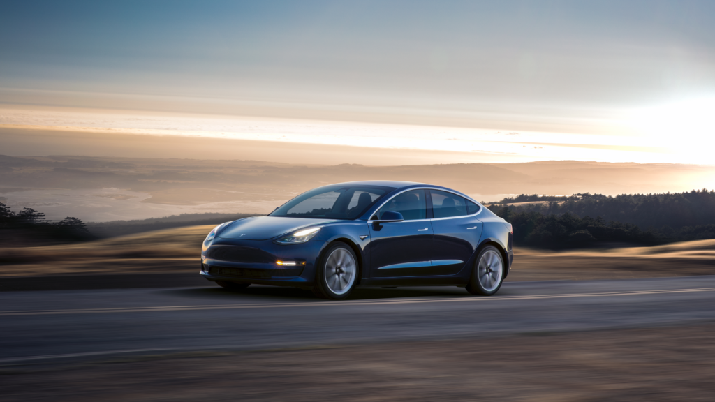 Tesla Model 3 : arrivée imminente de la version dual-motor