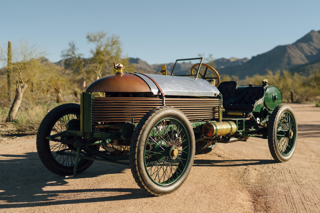 Une voiture de 1904 capable d'atteindre 160km/h en vente aux enchères